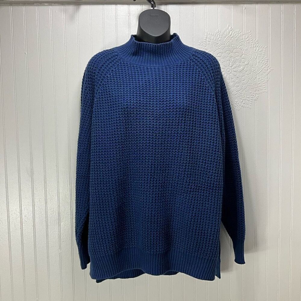 BDG Sweater 